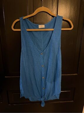 T.La Bright Blue Button-Front Tie-Knot Tank